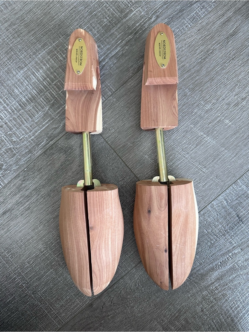 Nordstrom Cedar Shoe Trees (one pair) - Size Large - Picture 2 of 11